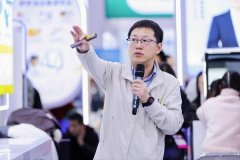 变焦读写镜的表态